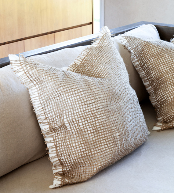 almohadon-tramas-cuadrado-yute