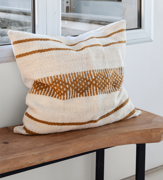 almohadon-atamisqui-cuadrado-grande