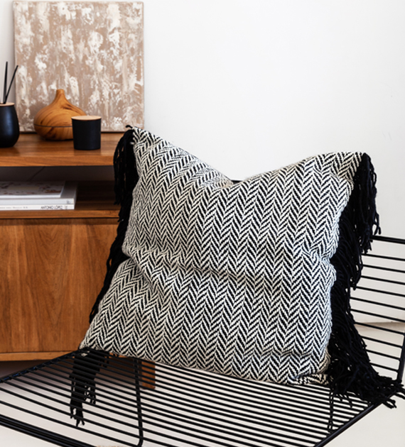 almohadon-espiga-con-flecos