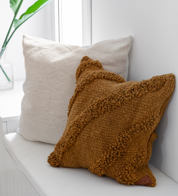 almohadon-grama-diagonal-tostado